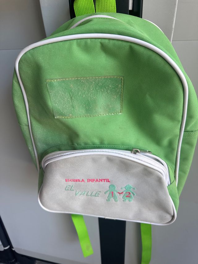 Mochila escolar verde El Valle