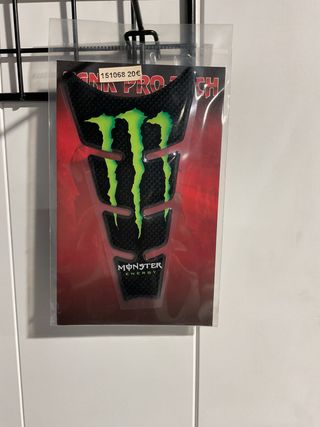 Pegatina Monster Energy Carbono