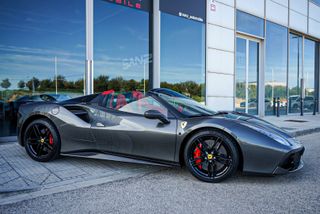 Ferrari 488 2019