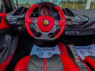 Ferrari 488 2019