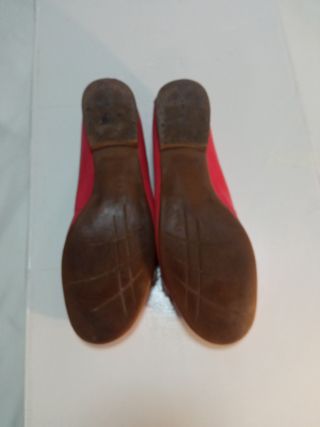 Preciosas bailarinas rojas todo en piel talla 36.
