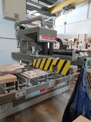 Centro de mecanizado CNC Morbidelli