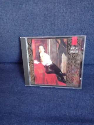 CD Gloria Estefan Latino