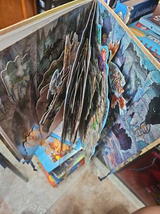 LIBROS-POP-UP EL INTERIOR DE LA TIERRA (Spanish...