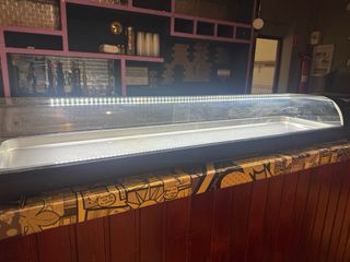 Vitrina Barra LED 7 Bandejas