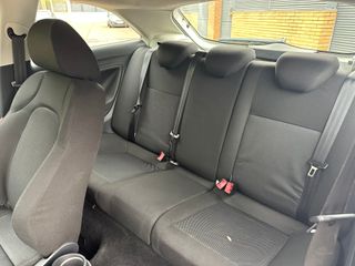 -SEAT Ibiza SC 1.6 TDI 105cv Sport -