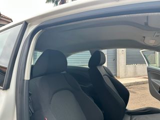 -SEAT Ibiza SC 1.6 TDI 105cv Sport -