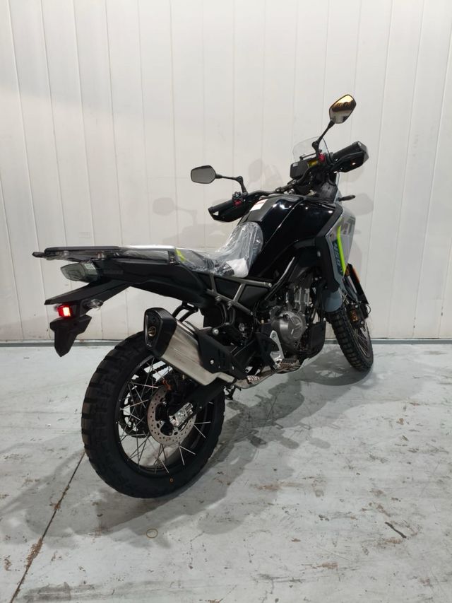 CFMOTO 450 MT