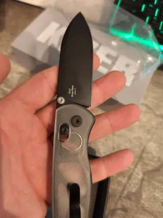 Kizer Dropbear Navaja Negra