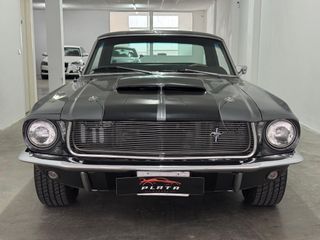 FORD MUSTANG  1968 coupe 302