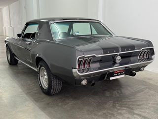 FORD MUSTANG  1968 coupe 302