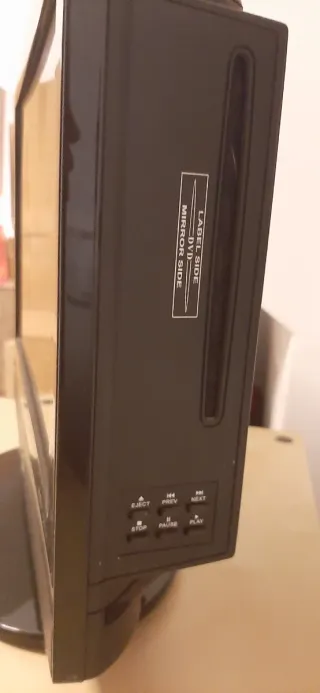 TV LED 12V con DVD para Camper/AC