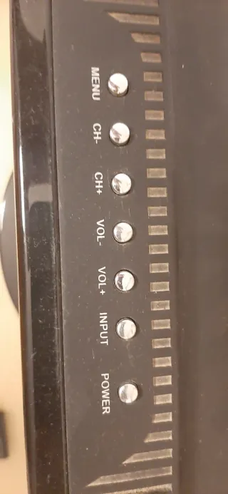 TV LED 12V con DVD para Camper/AC