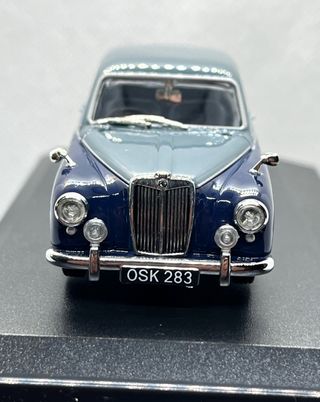 MGZB VARITONE,OXFORD DIECAST ESC. 1/43  A ESTRENAR