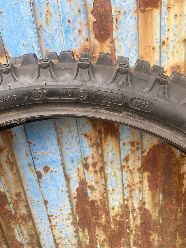 2 Michelin Enduro Hard 90/90-21