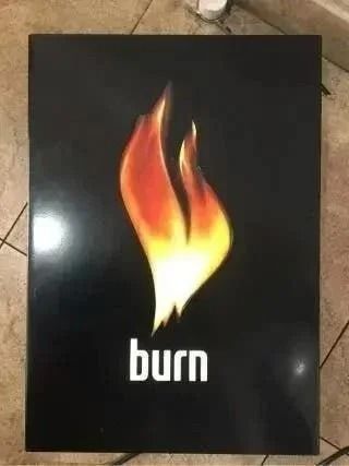 CARTEL LUMINOSO BURN CON LLAMAS EN MOVIMIENTO BAR