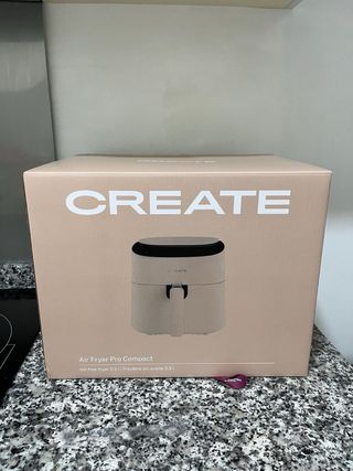 Freidora de aire CREATE beige. Nueva.