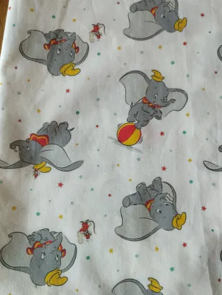 Baberos bandanas bebé estampado jungla y "Dinos"