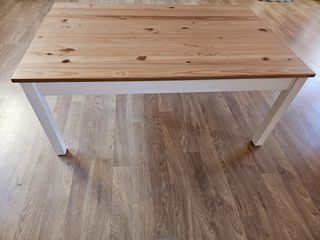 Mesa infantil de madera