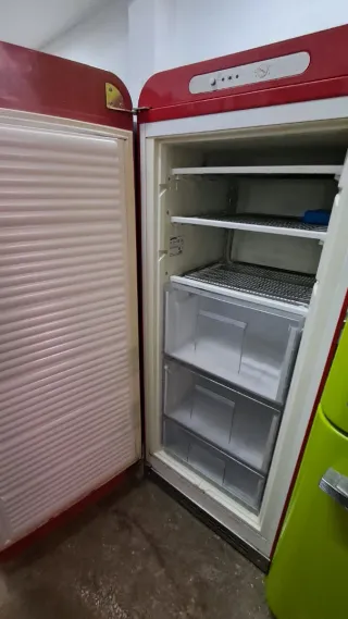 Congelador smeg