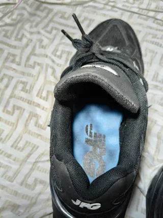 Zapatillas New Balance Negras