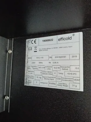 Nevera con diseño Innocent.con luz interior.