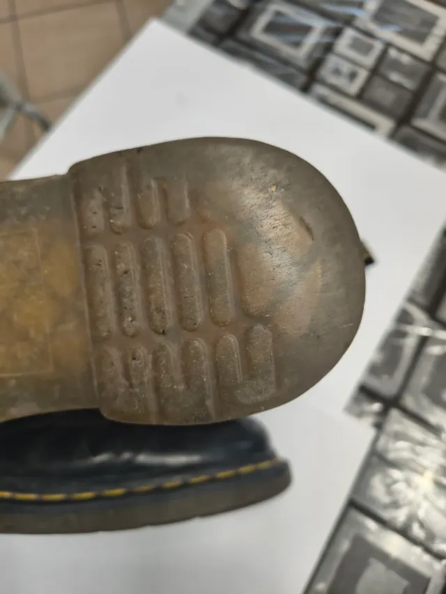 Dr. Martens Stivali Neri Originali