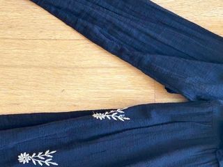 Vestido negro Zara bordado