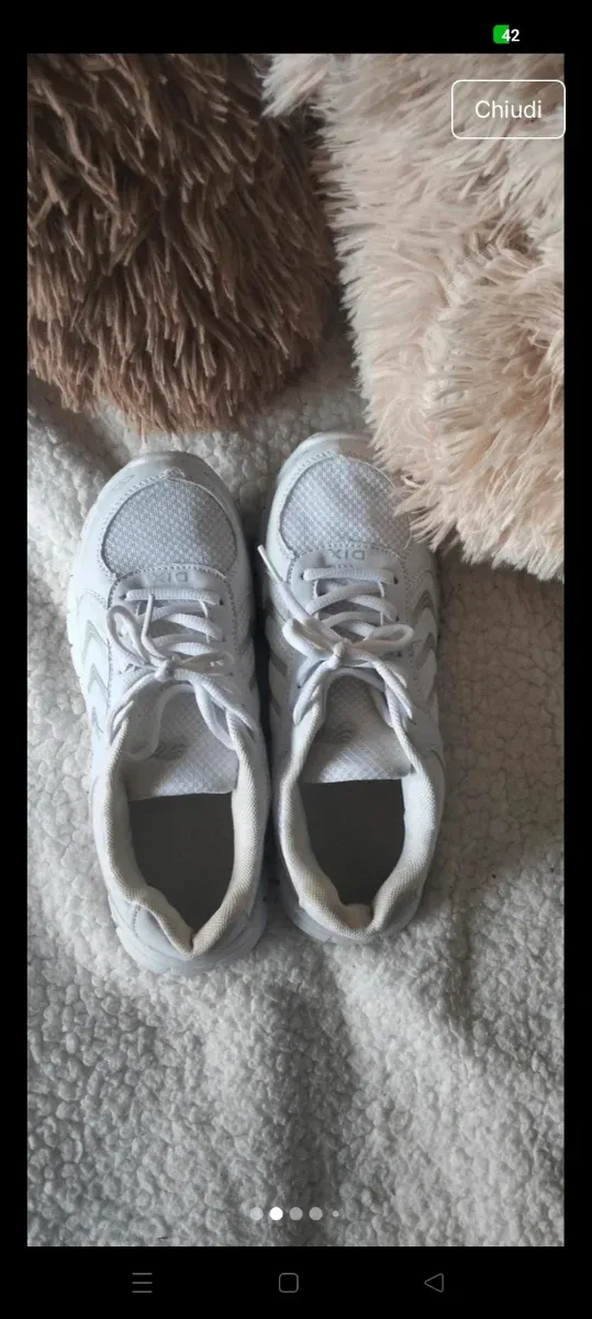 Scarpe da ginnastica bianche