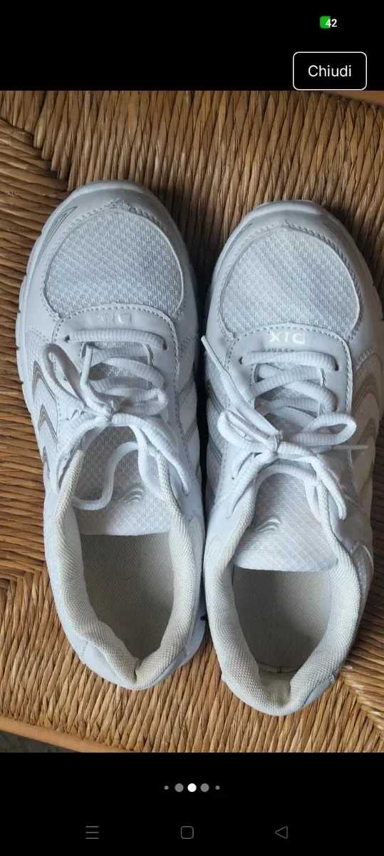 Scarpe da ginnastica bianche