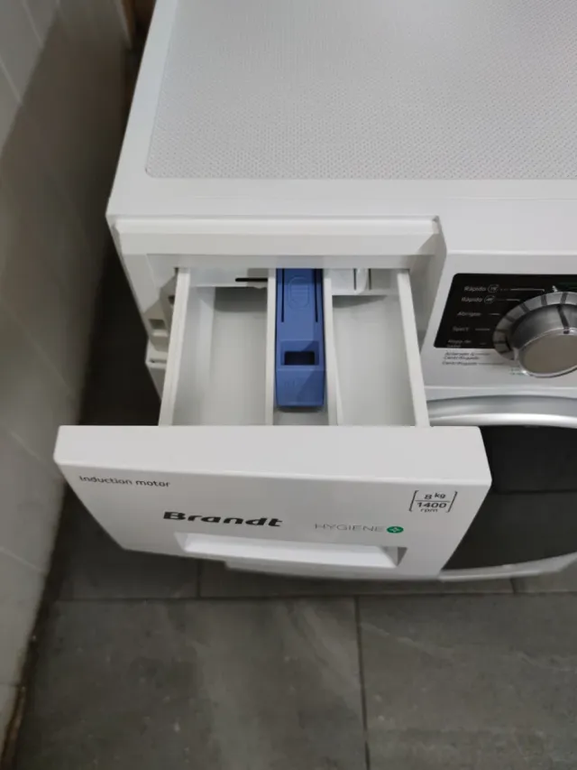 Lavadora Brandt 1400rpm 8kg A+++ con Garantía 