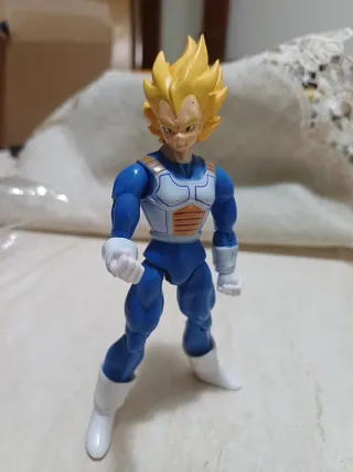Action Figure Vegeta Super Sayan
