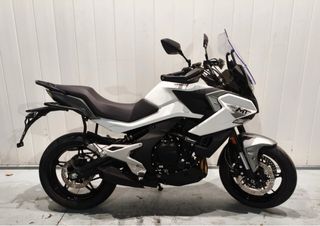 CFMOTO 700 MT