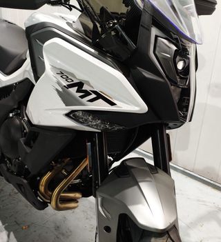 CFMOTO 700 MT