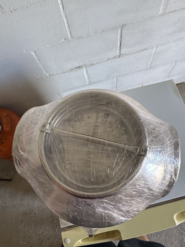 Barril de acero inoxidable con grifo