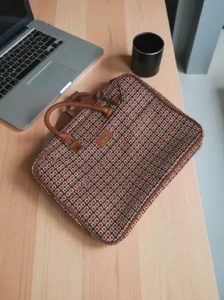 Bolso portátil MSK estampado