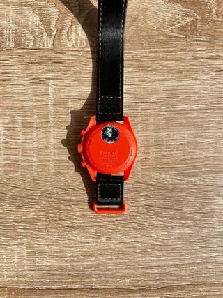Reloj Swatch Naranja y Negro 