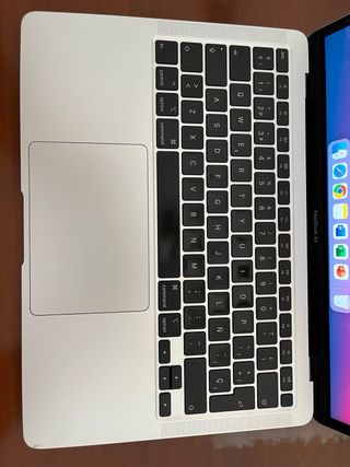 MacBook Air 2020 251GB Plata