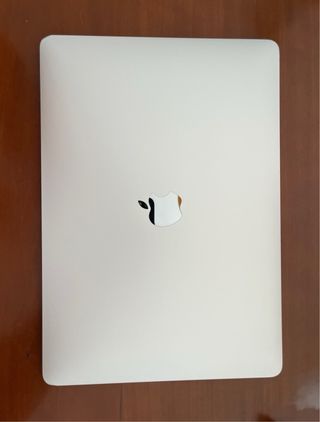 MacBook Air 2020 251GB Plata