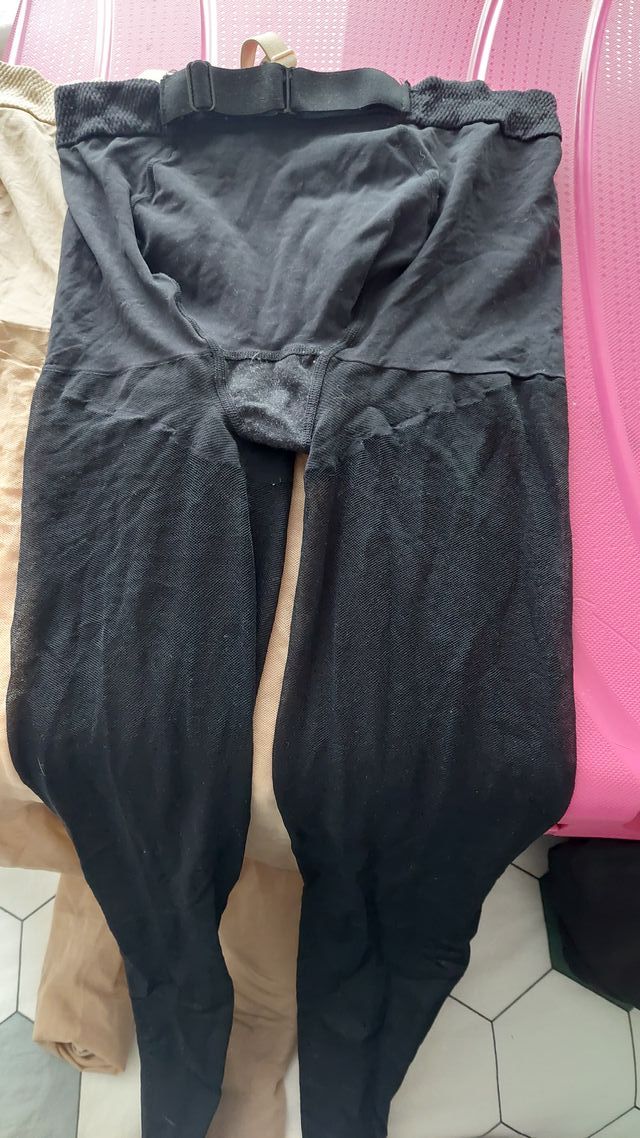 Medias premamá compresión beige  y negra