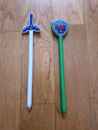 Funda Nintendo 3DS Zelda Marrón con palillos