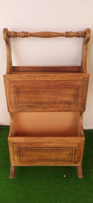 Antiguo Revistero de madera