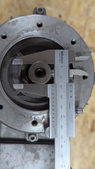 Motor Eléctrico TECHTOP 0.75CV 900RPM Trifásico