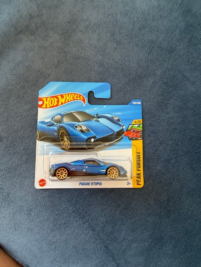 Hot Wheels Pagani Utopia Azul