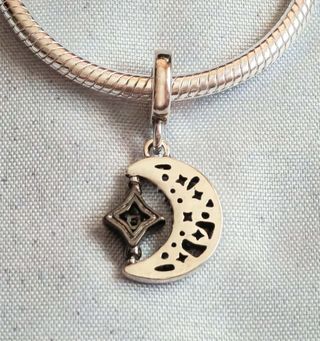 Colgante y charm Luna y Estrella