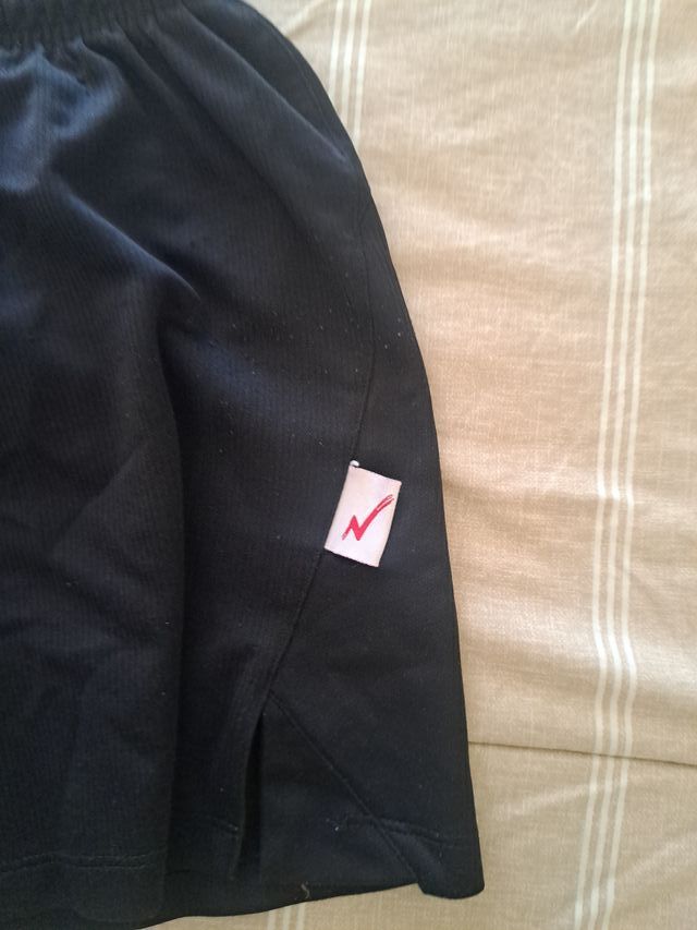 Pantalón corto Nastic Tarragona Talla 10