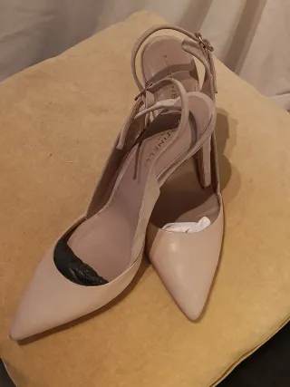 Zapatos Martinelli ante nude tacón talla 41