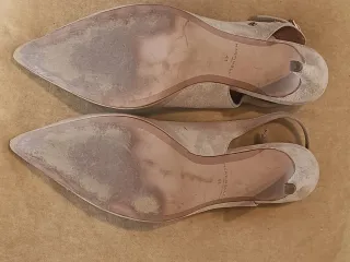 Zapatos Martinelli ante nude tacón talla 41