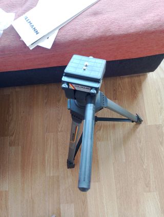 Trípode Cullmann 2400