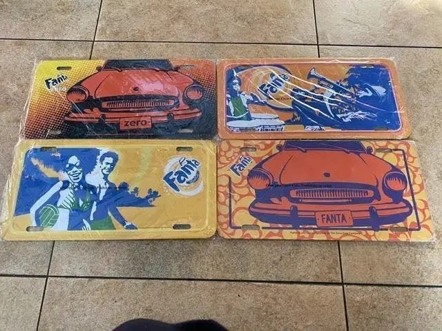 4 CHAPAS DE FANTA DECORACION BAR PUB NEGOCIO